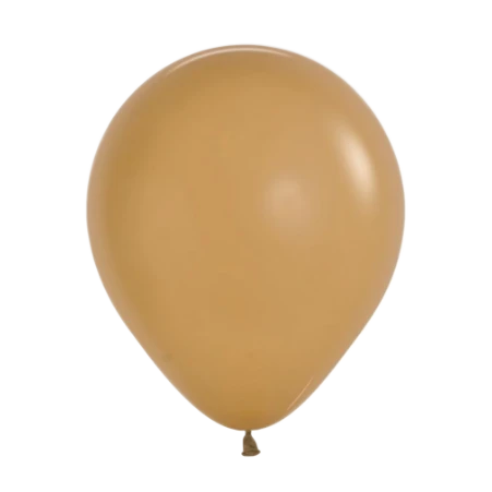 Beige-brauner Pastell-Latexballon in klassischer Tropfenform